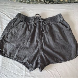 Hollister Short